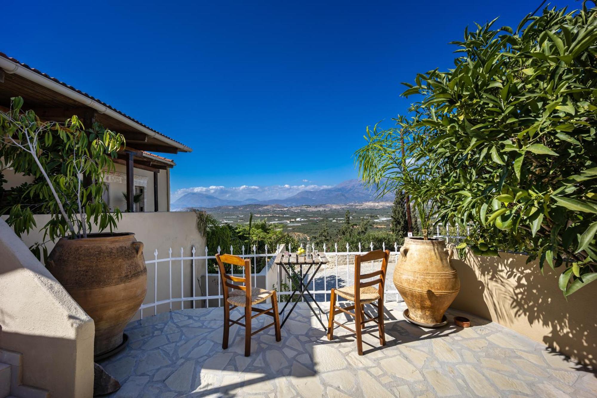 Serenity View - Traditional Village Apartment Kouses ภายนอก รูปภาพ
