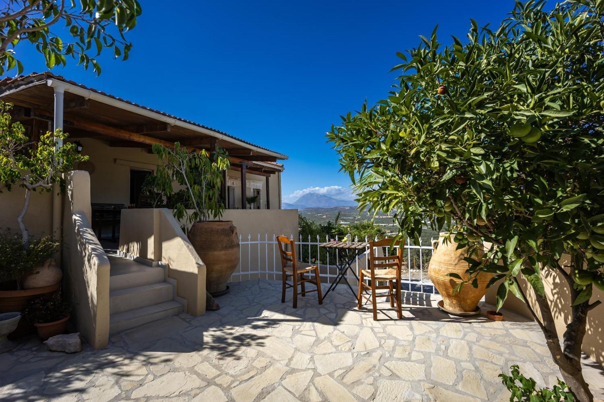 Serenity View - Traditional Village Apartment Kouses ภายนอก รูปภาพ